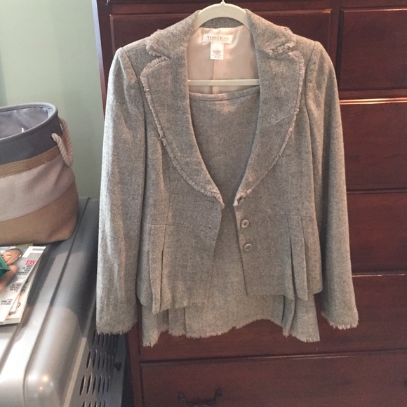 White House Black Market Dresses & Skirts - White House Black Market Gray Tweed Blazer and Skirt Set